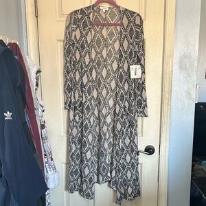 NWT Lularoe geometric Sarah long sleeve duster cardigan size small